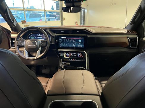Used 2023 GMC Sierra 1500 Denali w/ Denali Reserve Package image 32