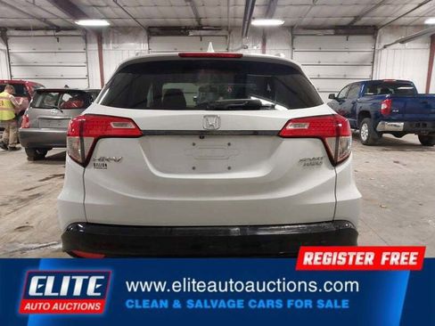 Used 2021 Honda HR-V Sport image 32