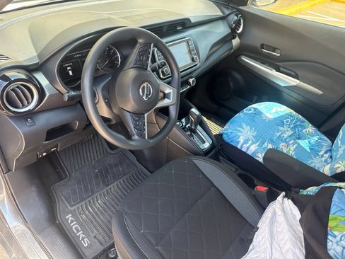 Used 2019 Nissan Kicks SV FWD image 10