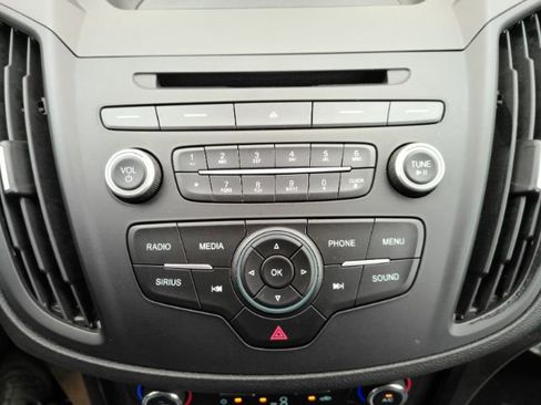 Used 2017 Ford Escape SE w/ SE Sport Appearance Package image 39