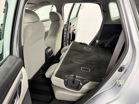 Used 2019 Honda CR-V LX image 13