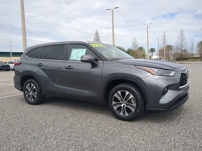 Used 2023 Toyota Highlander XLE