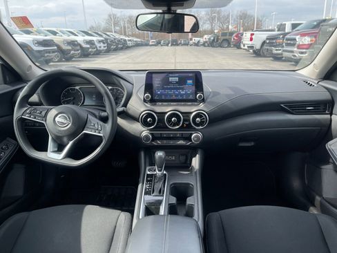Used 2024 Nissan Sentra SV image 15