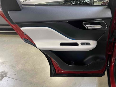 Used 2019 Jaguar F-PACE Prestige image 83