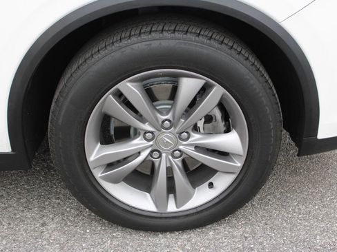 Used 2022 Acura MDX SH-AWD image 35