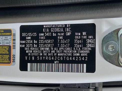 New 2026 Kia Sorento LX FWD image 32