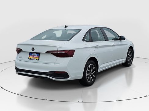 Used 2023 Volkswagen Jetta S FWD image 5