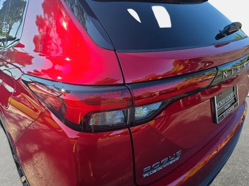 New 2026 Nissan Rogue Platinum AWD/4WD image 33
