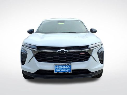 New 2026 Chevrolet Trax RS w/ Sunroof Package FWD image 10