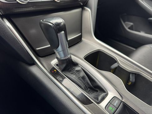 Used 2018 Honda Accord Sport image 21