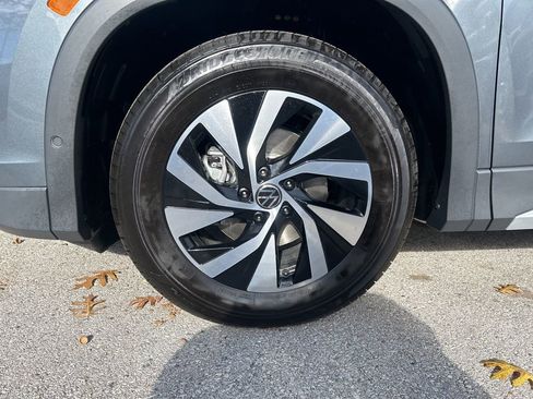 New 2026 Volkswagen Tiguan S FWD image 32