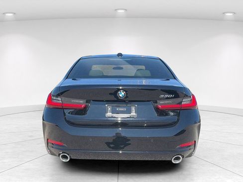 New 2025 BMW 330i Sedan w/ Premium Package RWD image 5