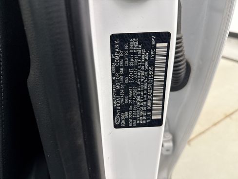 Used 2023 Hyundai Kona SEL w/ Convenience Package AWD/4WD image 11