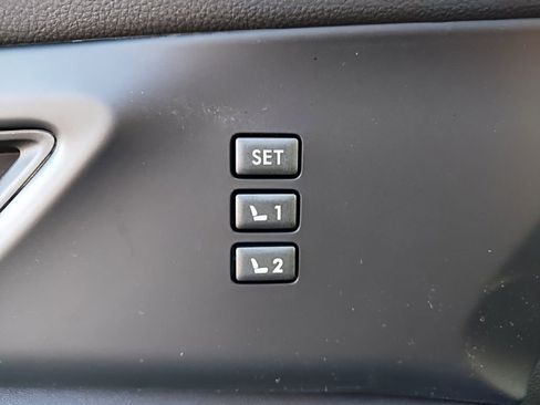 New 2026 Subaru Ascent Bronze Edition image 17