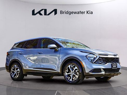 Certified 2023 Kia Sportage EX FWD image 2