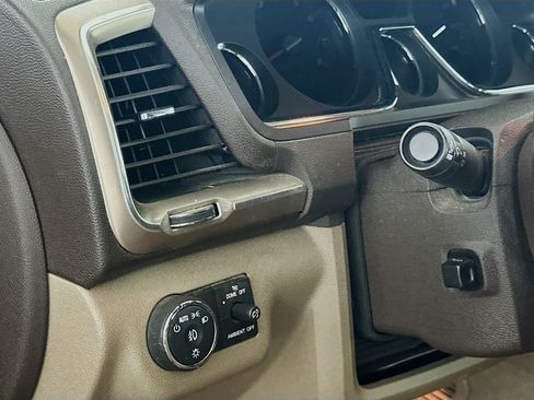 Used 2016 GMC Acadia Denali FWD image 17