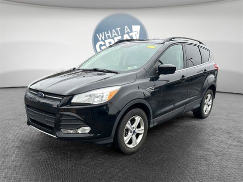 Used 2016 Ford Escape SE w/ Equipment Group 201A image 8