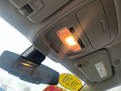 Used 2020 Chevrolet Colorado LT w/ LT Convenience Package image 24