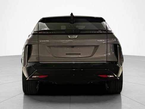 Used 2025 Cadillac Lyriq Luxury AWD/4WD image 4