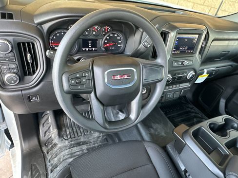 New 2025 GMC Sierra 2500 Pro w/ Convenience Package AWD/4WD image 13