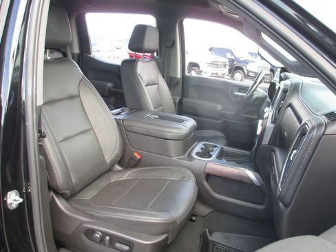 Used 2022 GMC Sierra 1500 SLT w/ SLT Premium Plus Package AWD/4WD image 24