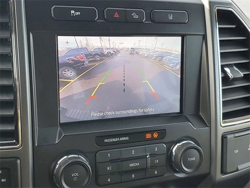 Certified 2021 Ford F350 XLT w/ Tremor Off-Road Package image 23