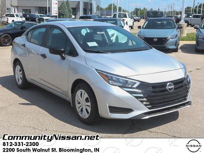 New 2025 Nissan Versa S w/ Trunk Package