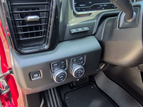 Used 2024 GMC Sierra 2500 AT4 w/ AT4 Premium Plus Package AWD/4WD image 24