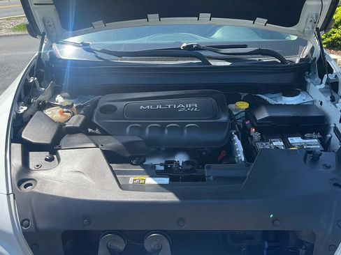 Used 2015 Jeep Cherokee Sport FWD image 22