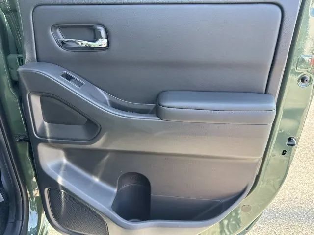Certified 2025 Nissan Frontier SV w/ SV Convenience Package RWD image 22