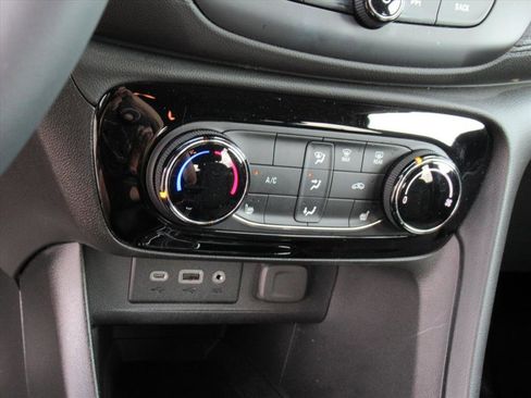 Used 2023 Buick Encore GX Preferred w/ Cold Weather Comfort Package image 23