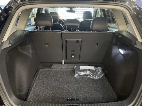 New 2026 Volkswagen Taos SE FWD image 26