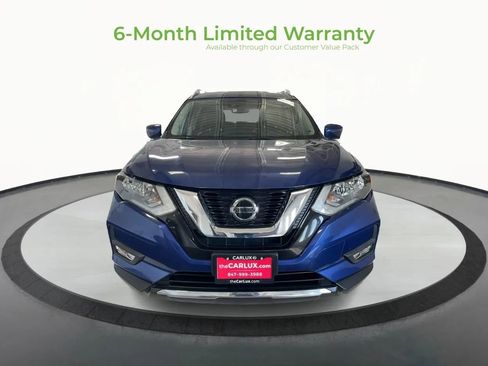 Used 2018 Nissan Rogue SL image 2