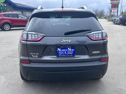 Used 2021 Jeep Cherokee Latitude Plus AWD/4WD image 24