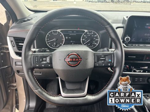 Certified 2025 Nissan Rogue SV AWD/4WD image 28