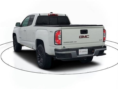 Used 2019 GMC Canyon SLE w/ Elevation Edition image 3