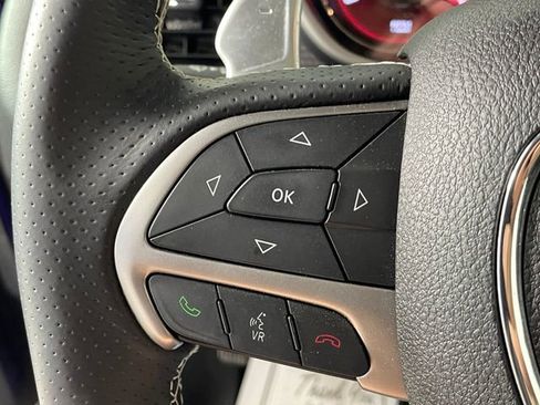 Used 2016 Dodge Challenger SRT Hellcat RWD image 13