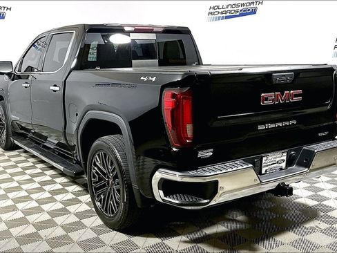 Used 2022 GMC Sierra 1500 SLT w/ SLT Premium Plus Package AWD/4WD image 8