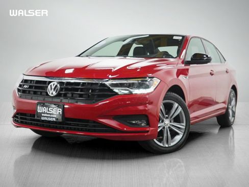 Used 2019 Volkswagen Jetta R-Line w/ R-Line Cold Weather Package FWD image 1