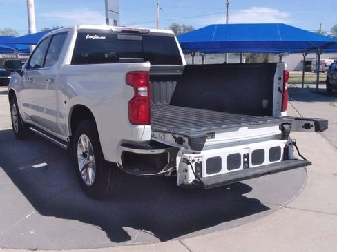 Used 2022 Chevrolet Silverado 1500 LTZ w/ LTZ Premium Package image 19