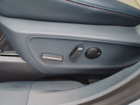 Used 2010 Ford F150 STX RWD image 17