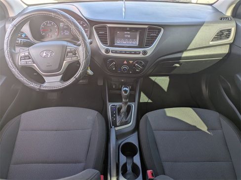 Used 2019 Hyundai Accent SE image 13