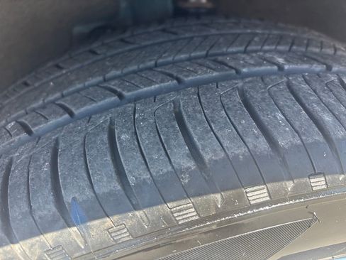 Used 2023 Buick Encore GX Preferred w/ Cold Weather Comfort Package FWD image 33
