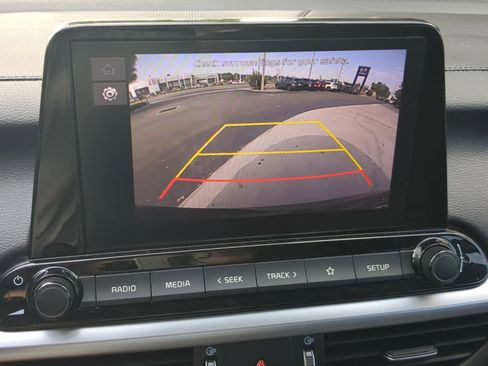 Used 2023 Kia Forte LXS w/ LXS Technology Package FWD image 18