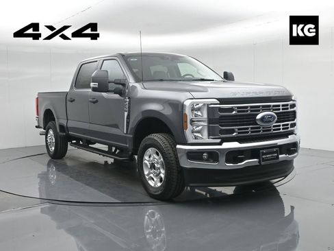 New 2026 Ford F250 XLT w/ FX4 Off-Road Package image 1