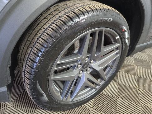 New 2026 Ford Explorer ST-Line w/ ST-Line Street Pack AWD/4WD image 8