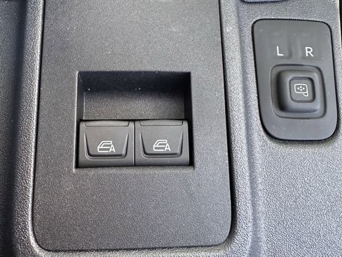 New 2023 Ford Bronco 2-Door w/ Sasquatch Package image 19