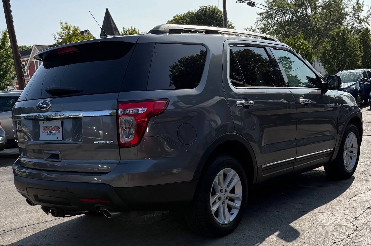 Used 2014 Ford Explorer XLT w/ Equipment Group 202A FWD image 10
