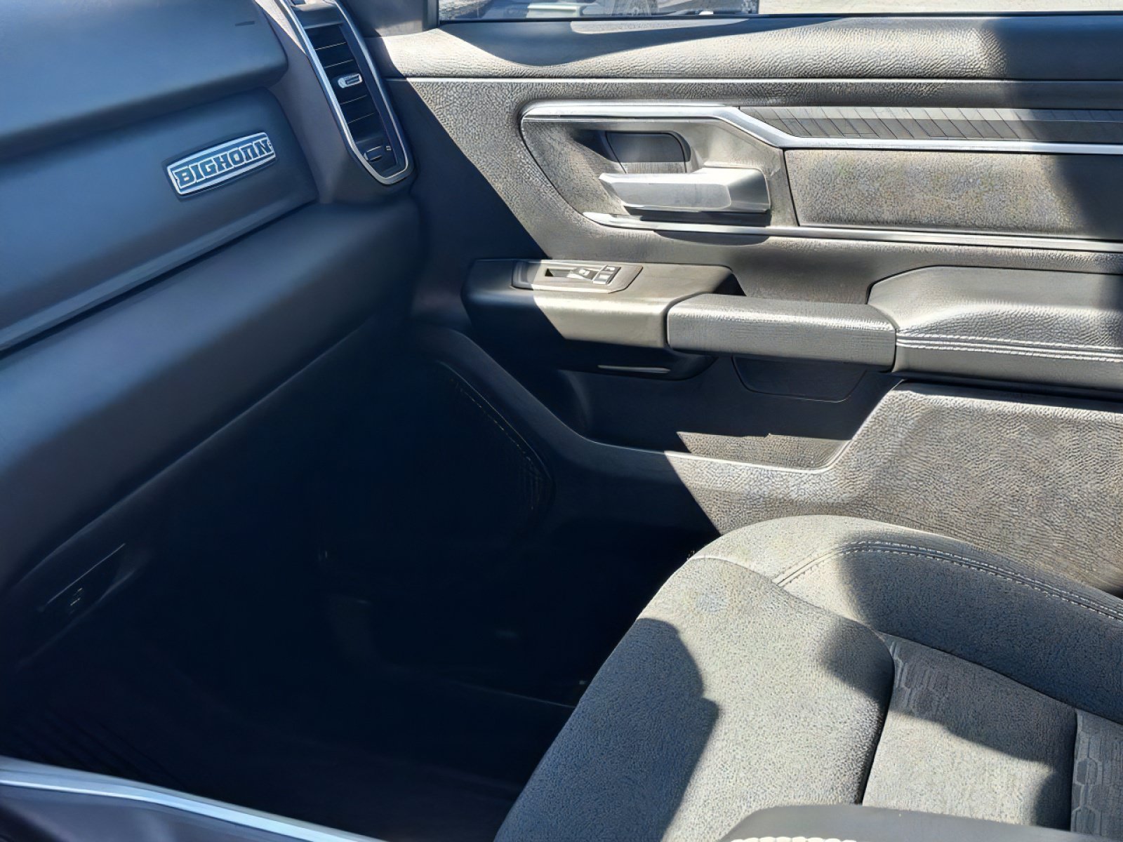 Used 2025 RAM 1500 Big Horn AWD/4WD image 17