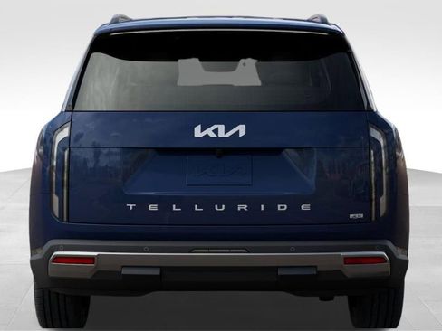 New 2027 Kia Telluride S image 13